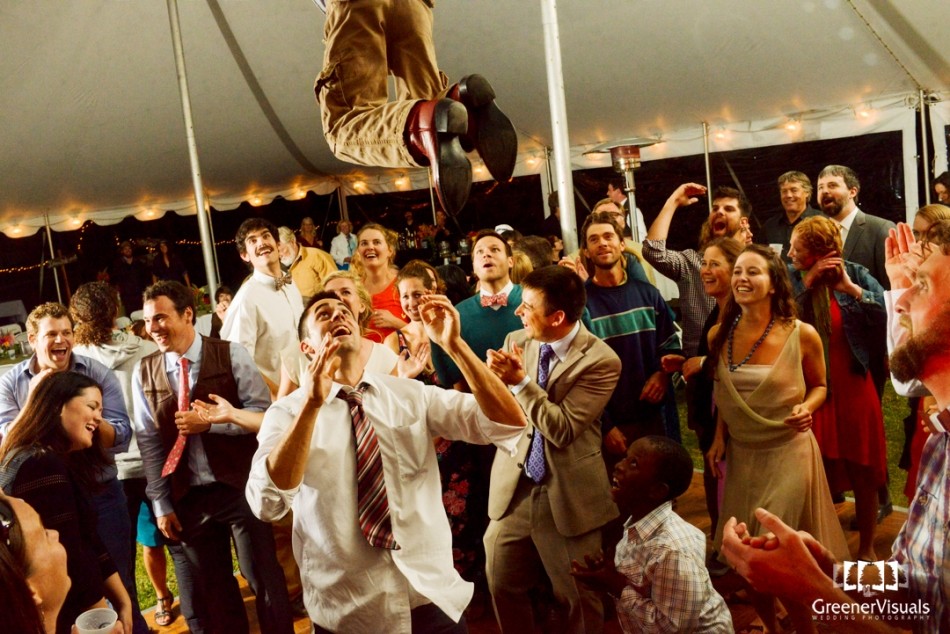 flying-kids-on-wedding-dance-floor-Best-of-2014-Wedding