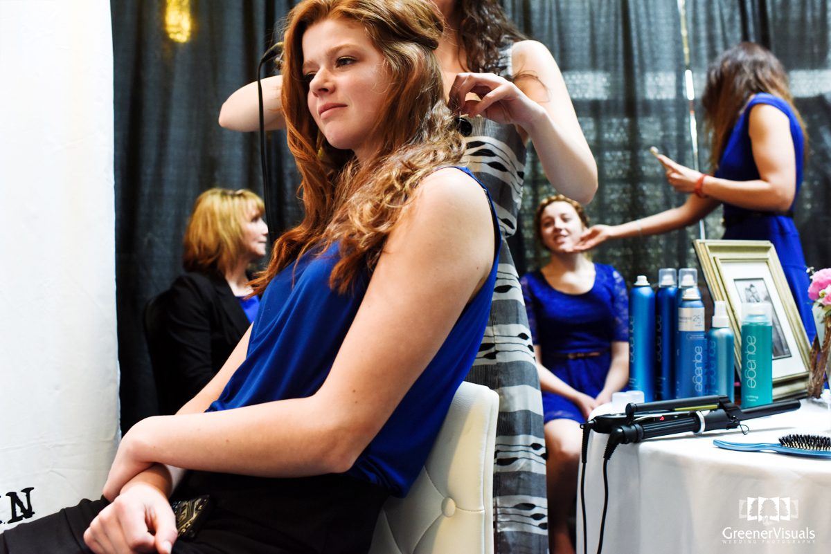 red-head-bride-to-be-getting-hairstyling-at-Bridal-Event-in-Bozeman