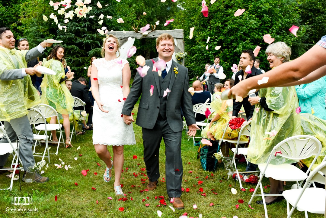 throwing-flowers-at-ceremony-Best-of-2015-Wedding