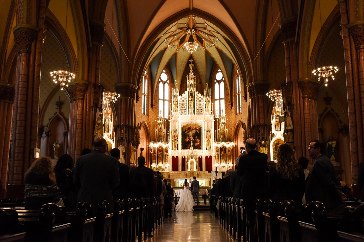 church-of-the-holy-family-wedding-ceremony