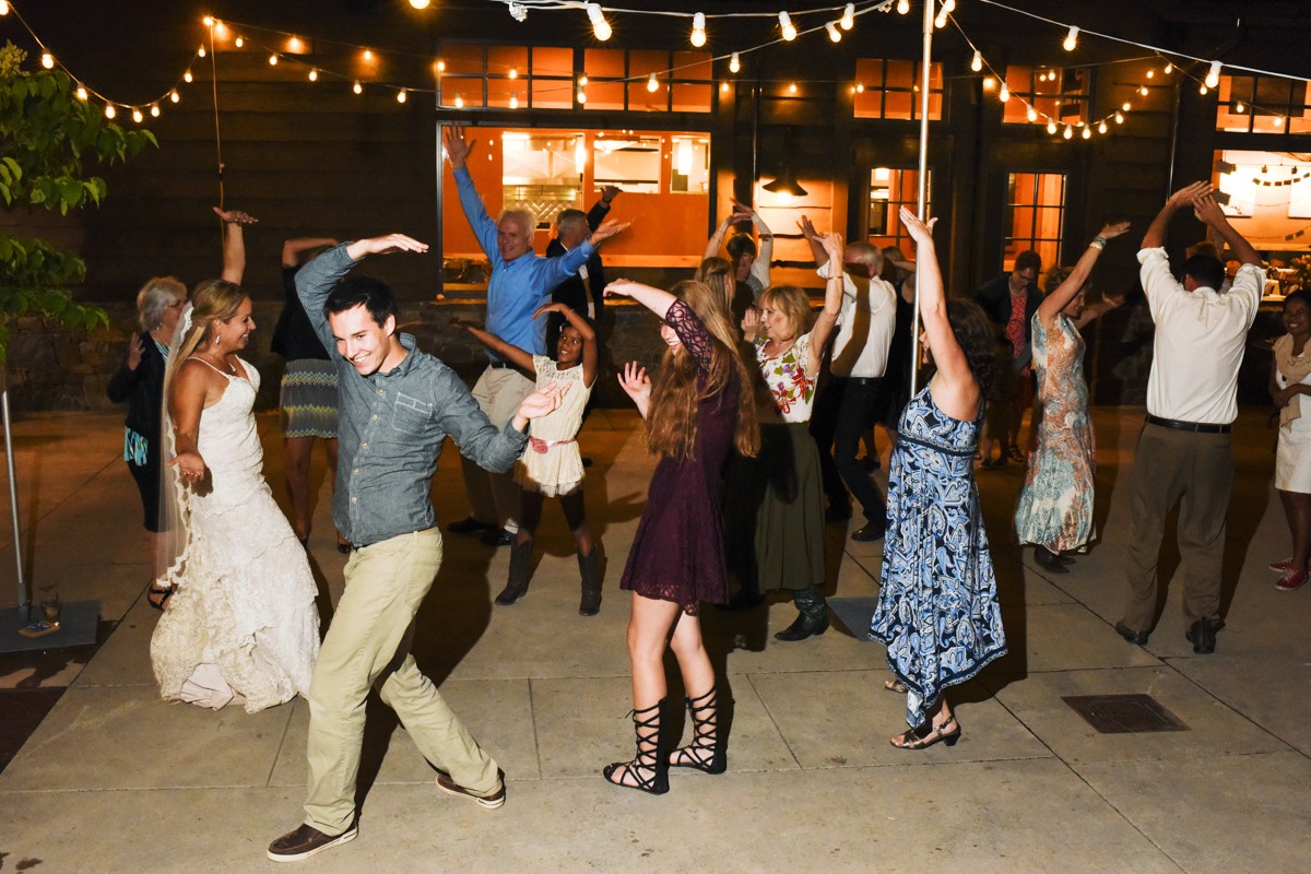 dance-party-at-Whitefish-Mountain-Resort-Wedding-reception