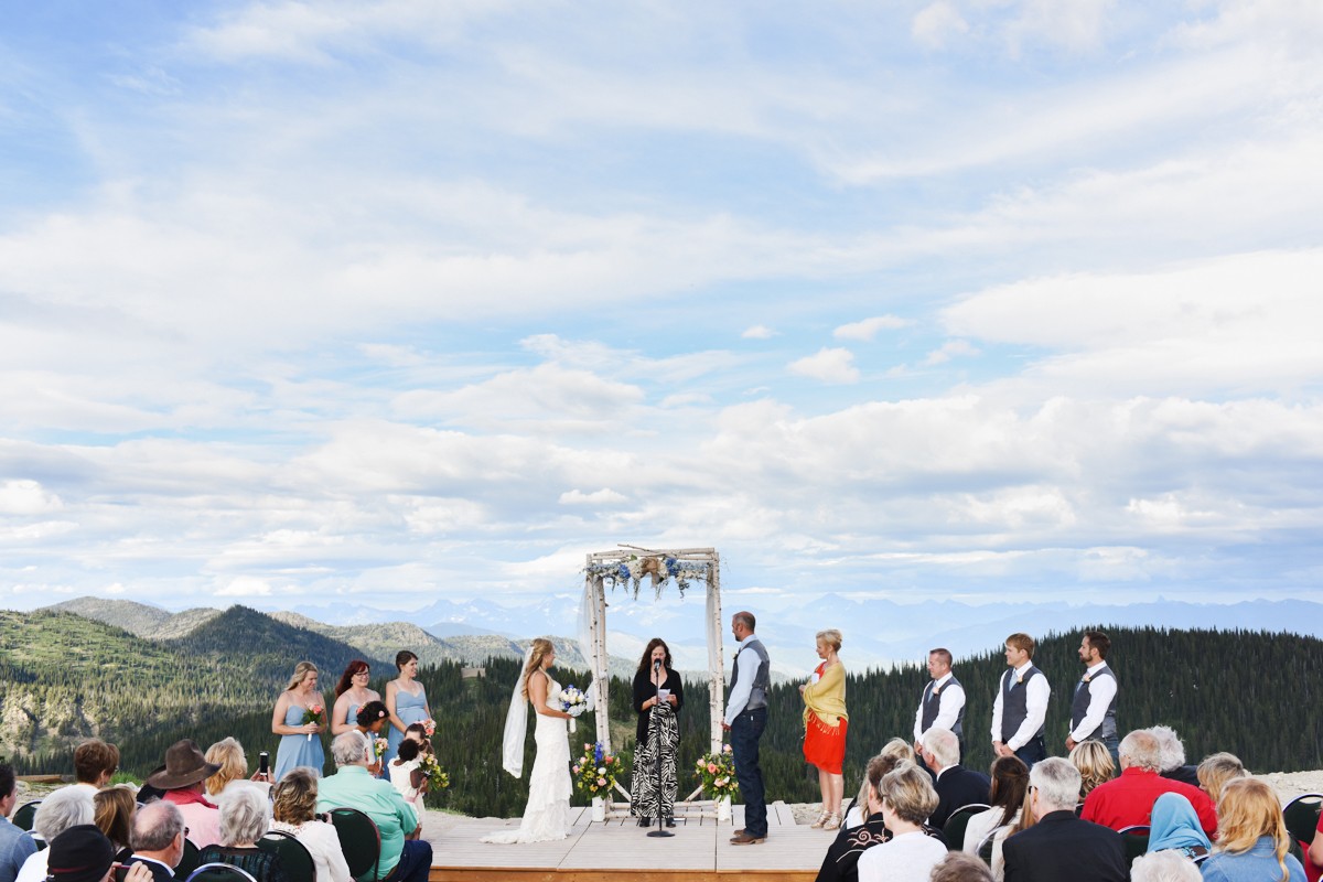 mountain-top-ceremony-at-Whitefish-Mountain-Resort-Wedding