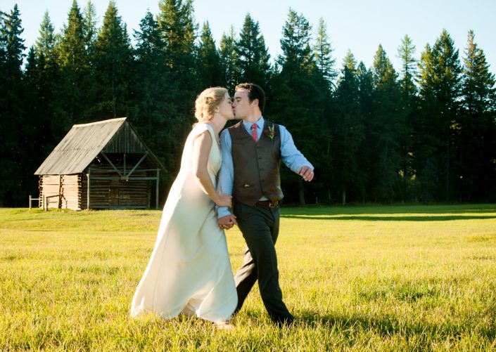 Montana Wedding Photographer Abbott Valley Homestead wedding portraits