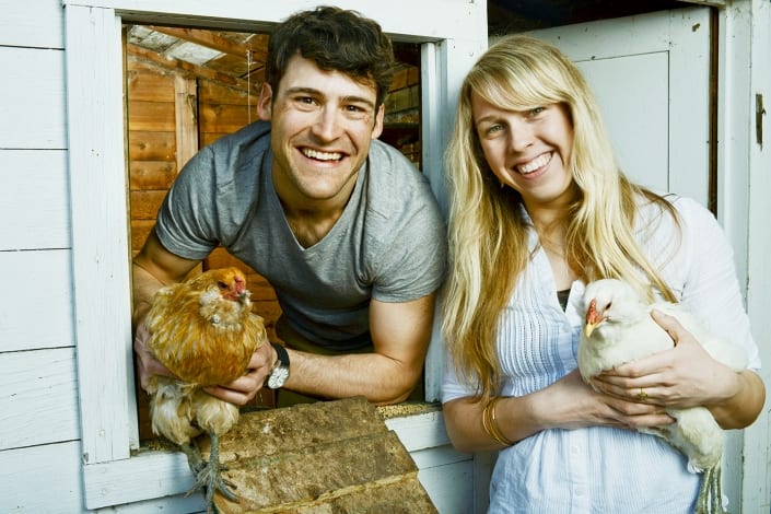 Bozeman_Portrait_Photographer_couple with chickens