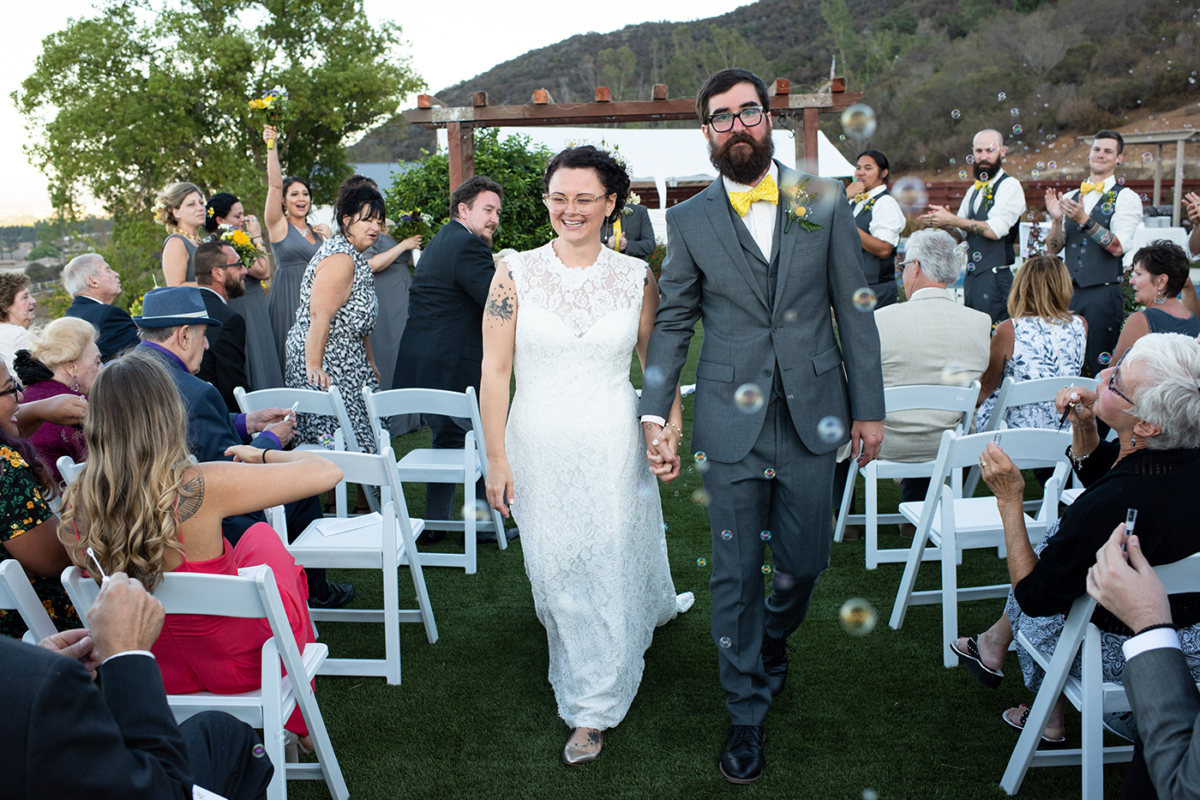 Murrieta-California-Destination-Wedding-newlyweds
