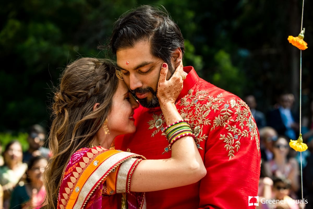 indian-wedding-embrace-of-bride-and-groom