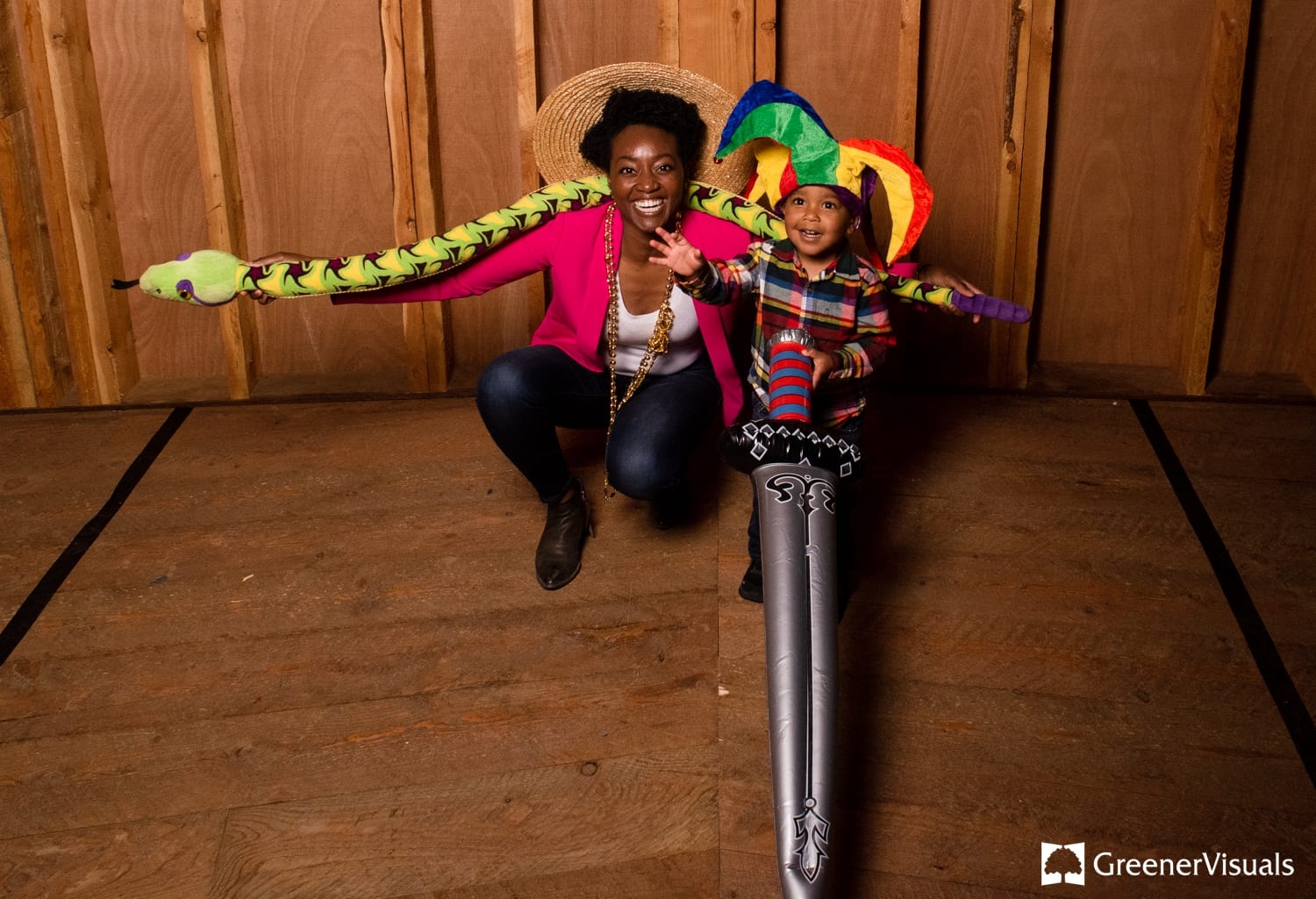 mom-daughter-play-photo-booth-headwaters-ranch