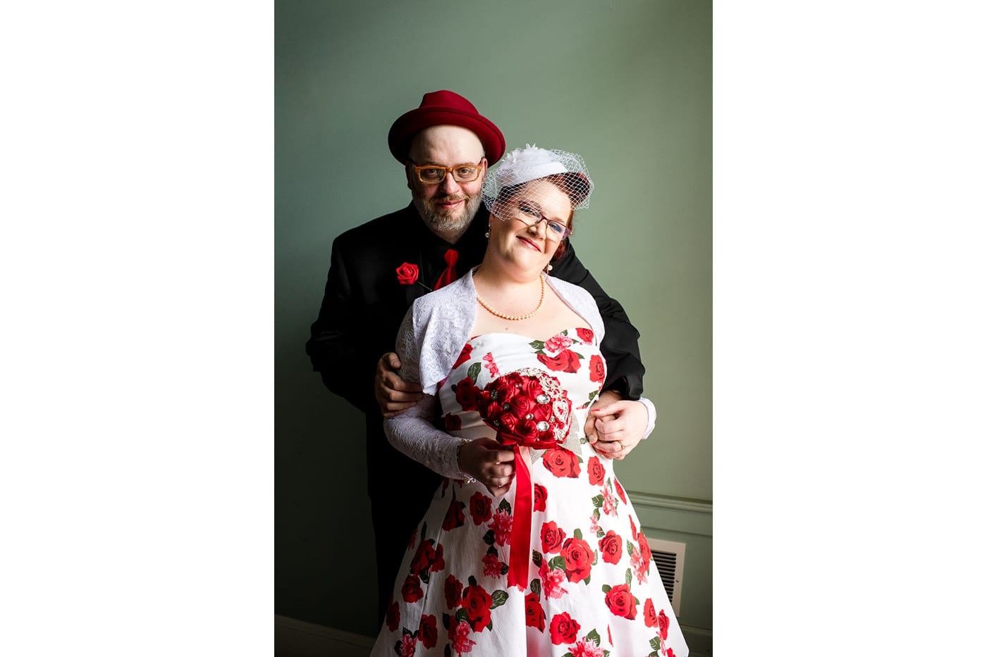 The-Ellen-Theatre-Wedding-Day-Bride-Groom-Portrait