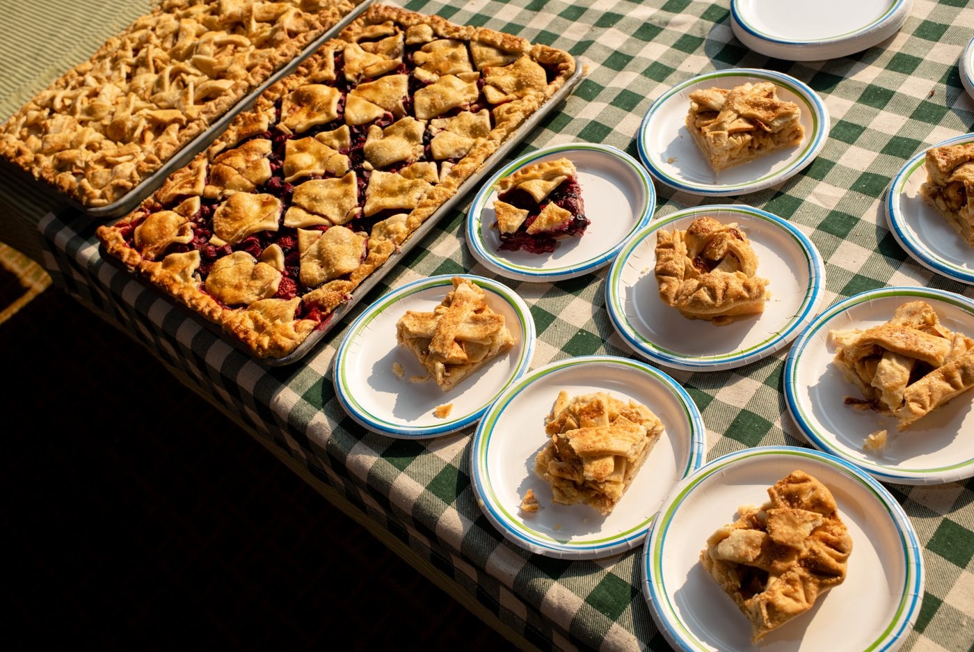 homemade-pies-for-wedding-reception