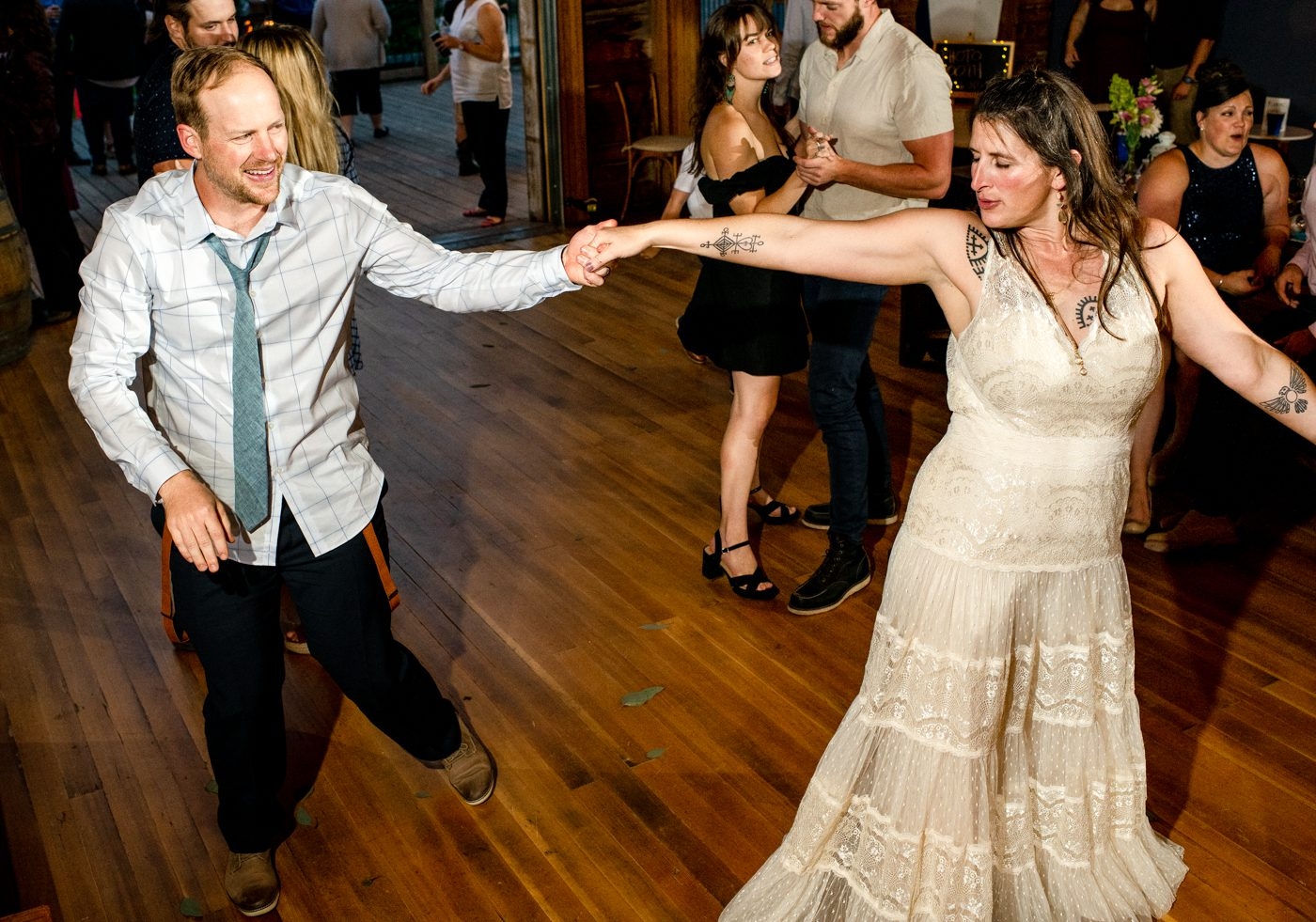 Star-M-Barn-Wedding-Day-reception-dancing-bride-groom