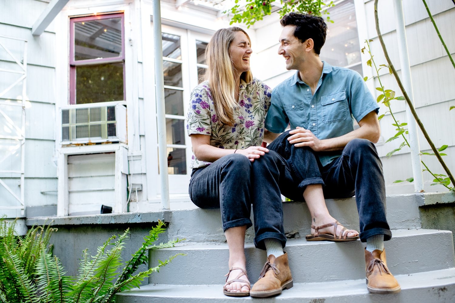 back-porch-Portland-Oregon-Destination-Couples-Portrait-Greener-Visuals