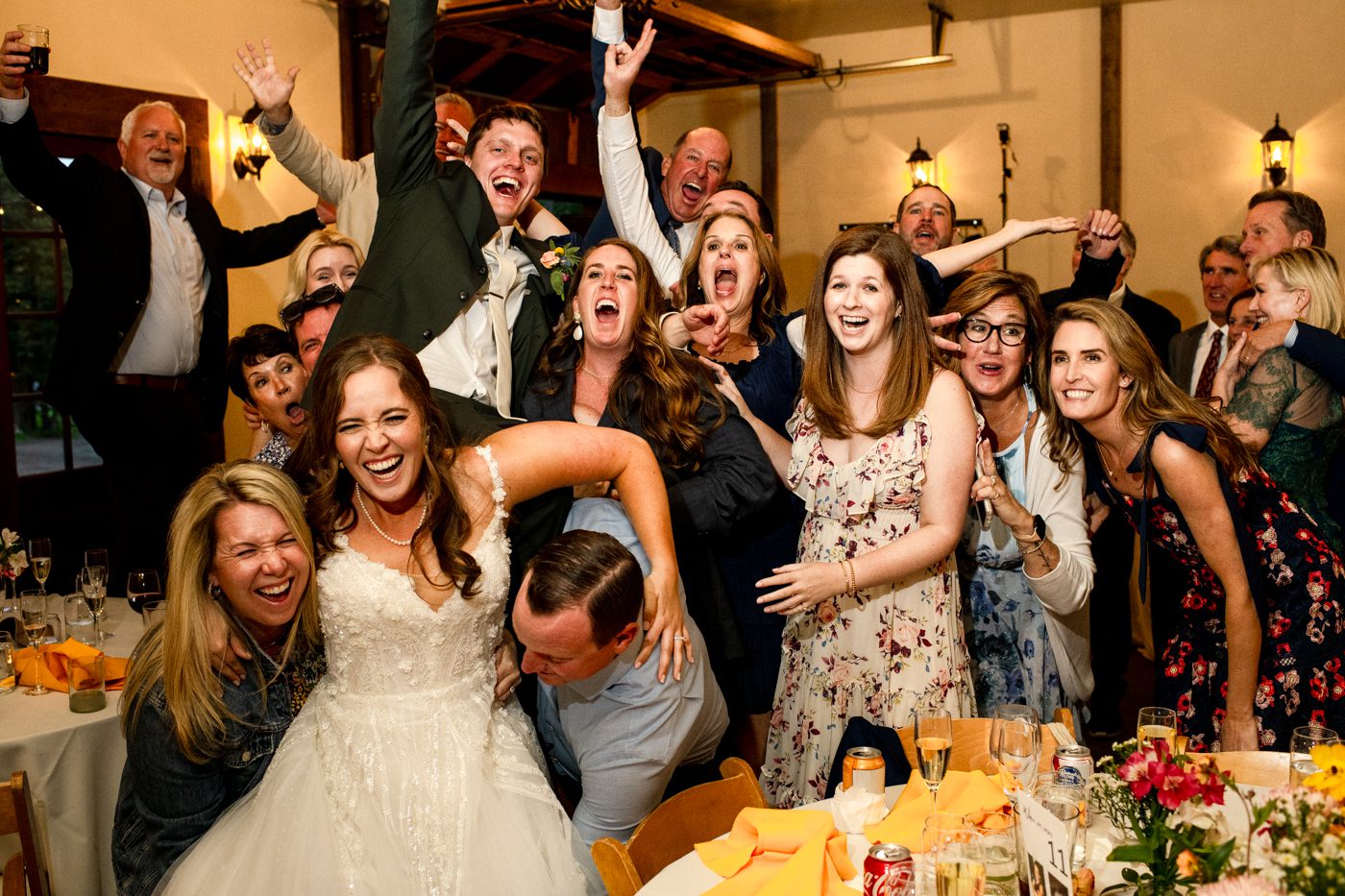 Laughing-crowd-with-newlyweds-The-Woodlands-at-Cottonwood-Canyon