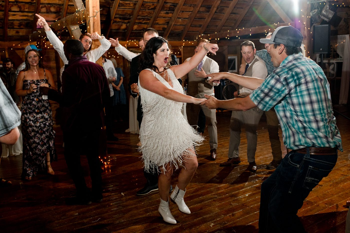 bride-dances-with-wedding-guests